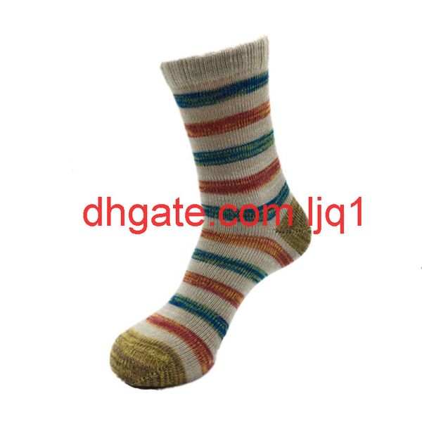 

20ss fashion summer men and women design solid color socks cotton blended comfortable youth socks sports socks, Black