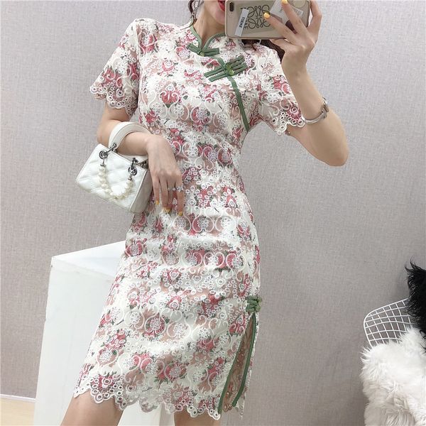 

2021 New Cheongsam Embroidered Chinese Feminine Stylish Fine Split Improved Chi-pao Birthday Dress 26AM, Black;gray