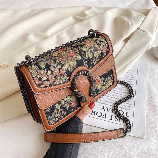 

70% off deals online autumn and winter fashionable new flowers fashion one shoulder messenger net red foreign style embroidery small square