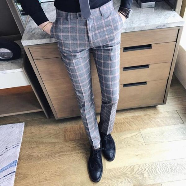 

2021 new mens high-end brand fashion boutique plaid casual business suit pants / british casual men slim pants trousers1, White;black