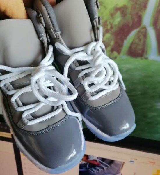 

2022 basketball shoes 1 1s university blue bordeaux 4 4s red thunder 11 11s cool grey animal instinct dark mocha black cat kid236l