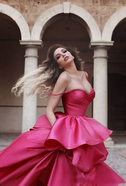 Fucsia taffettà Prom Pageant Dress Gonna a strati Lunghezza del pavimento A-Line Senza spalline Abiti da sera lunghi Corsetto Donne Abiti per occasioni speciali 2022 robes de bal