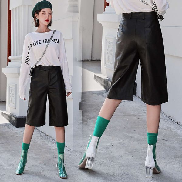 

autumn new yuppie style bermuda shorts pu leather 5-point pants women's high waist shows thin straight tube, versatile, Black;gray