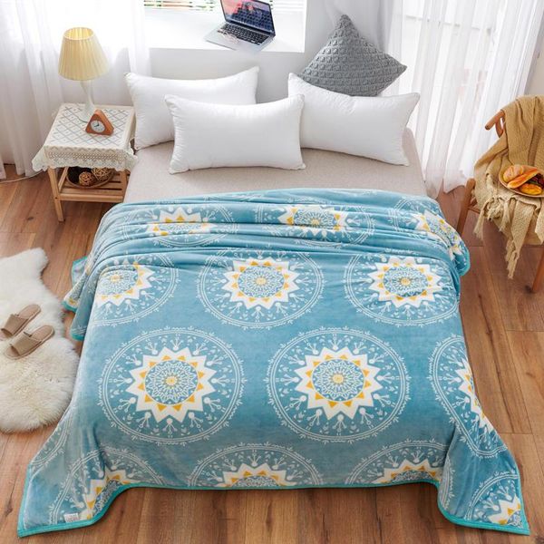 

blankets flannel blanket super warm soft throw on sofa/bed/ travel bedspread