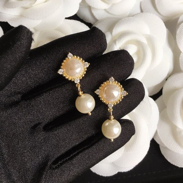

New Style Woman Earrings Pearl Earrings for Gift Charm Top Quality Brass 925 Silver Pin Earrings Fashion Jewelry
