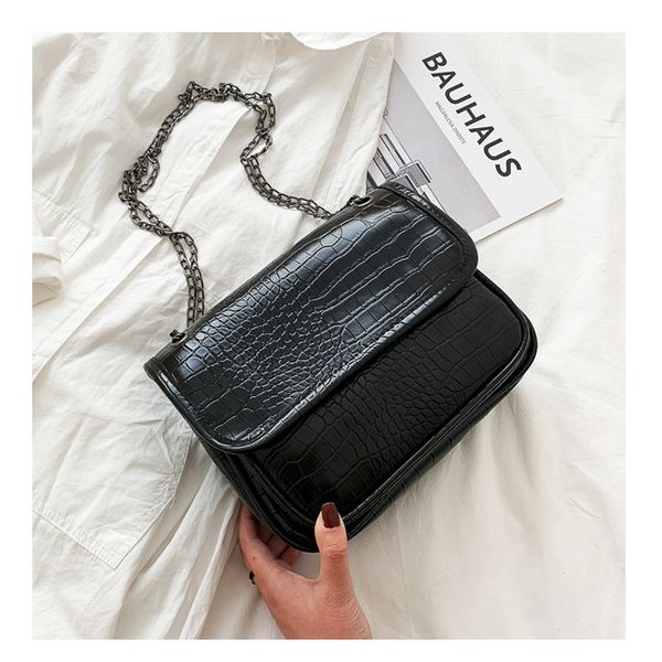 

hh luxury handbags women bags designer vintage shoulder bag new chain messenger bags soft flap shoulder crossbody pack women purse 008