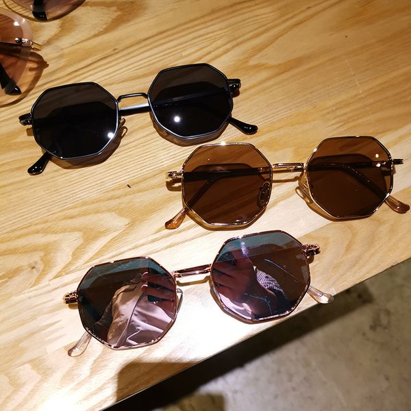 

special sale small face universal polygon 2019 new simple sunglasses anti ultraviolet korean version, White;black