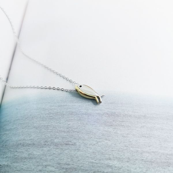 

fashion s925 sterling silver fish necklace for women temperament clavicle chain two-color niche design light luxury pendant necklace wholesa