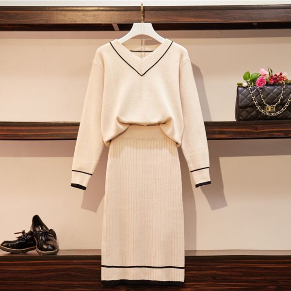 

осень 2020 новых моды костюма женщины v-образный вырез свитер вязаной юбка пуловер pullovertuxedo пуловер два куска набора иностранного стил, Gray