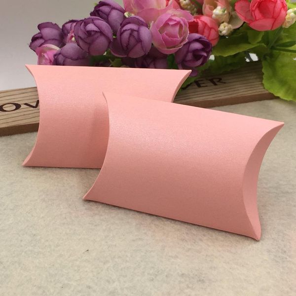 

50шт бумаги свадеб подарков boxespillow поделки ручной работы упаковка boxes8x5.5x2cm вспомогательное оборудование ювелирных изделий коробки