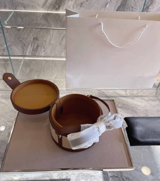 

2021 21 new handbag designer retro flower color matching bucket shoulder bag fashion round barr