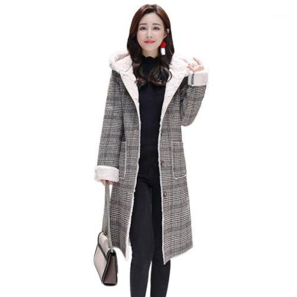 

womens hooded cap medium long plaid coats 2019 wintre new fashion single row buckle furring thickening woollen cloth overcoats1, Black