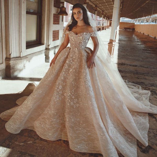 

luxury champagne wedding dresses 2020 a line applique beads vestidos de novia lace customize sweep train country bridal gowns, White