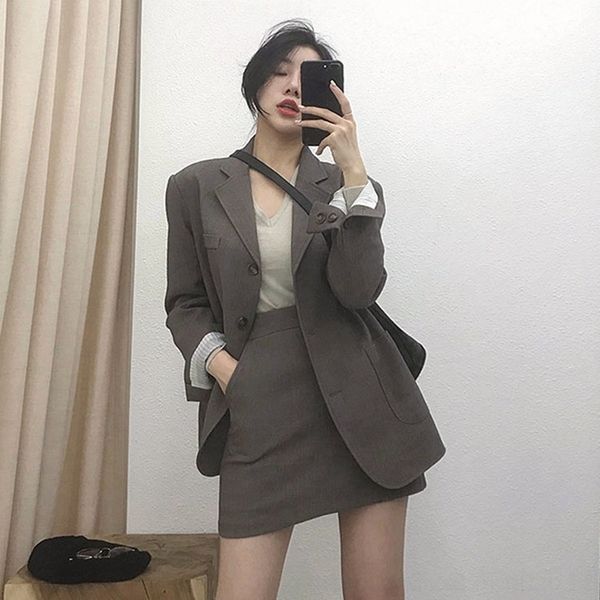 

3gyws 2020 early autumn new korean style autumn french suit women's small suit two-piece early loose new age-reducing skirt western sty, Gray