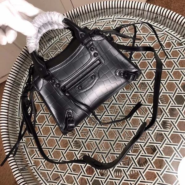 

factory wholsale calf leather with crocodile grain black design purse,small size,fast delivery,big size diffeerent price