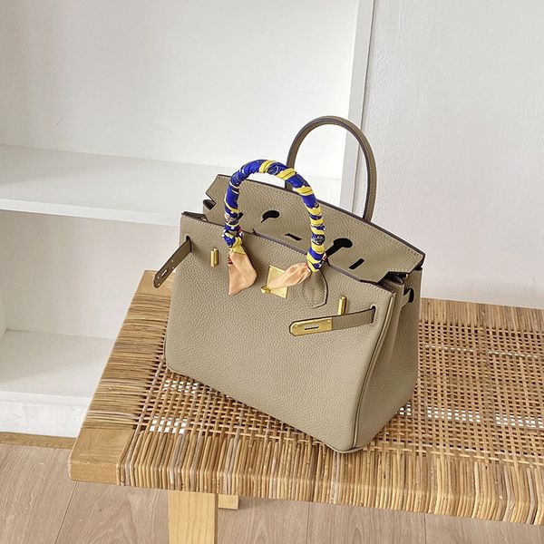 

cow leather bag with litchi pattern for women