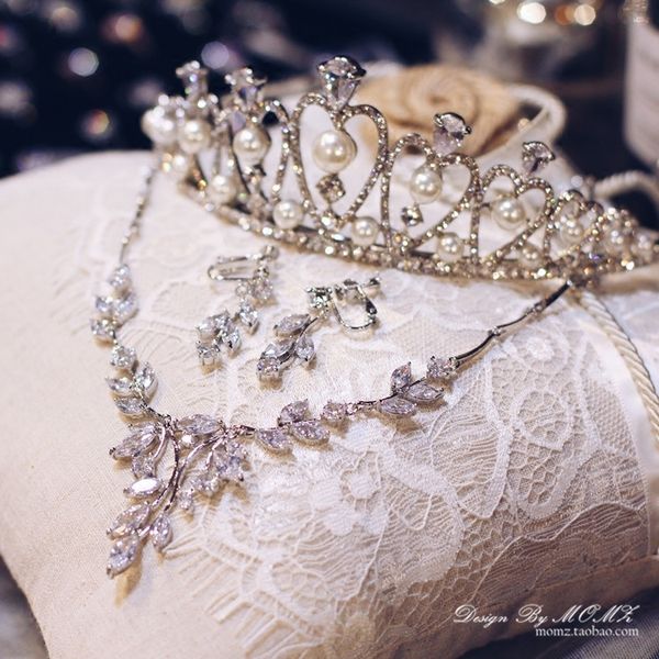 

2020 new korean princess headdress crown bridal jewelry three piece wedding dress necklace atmosphere super fairy, Silver