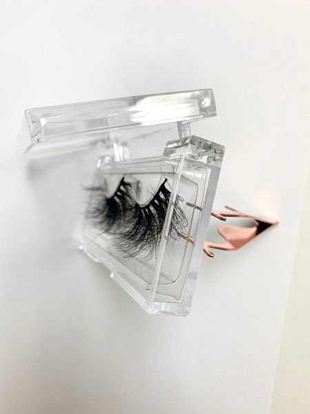 

false eyelashes in us 100% handmade eyelash packaging box custom packing boxes gift lashes package customize