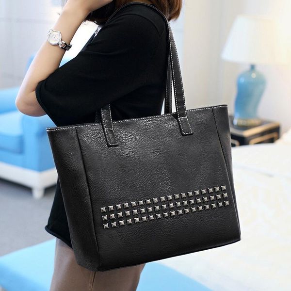 

мода женщин сумка заклепка твердая кожа сумка lady shopper crossbody большие роскошные сумки женские сумки designer 2020