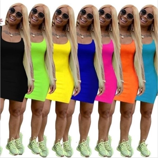 

2020 low price running volume summer solid color suspender tight buttock casual dress, White