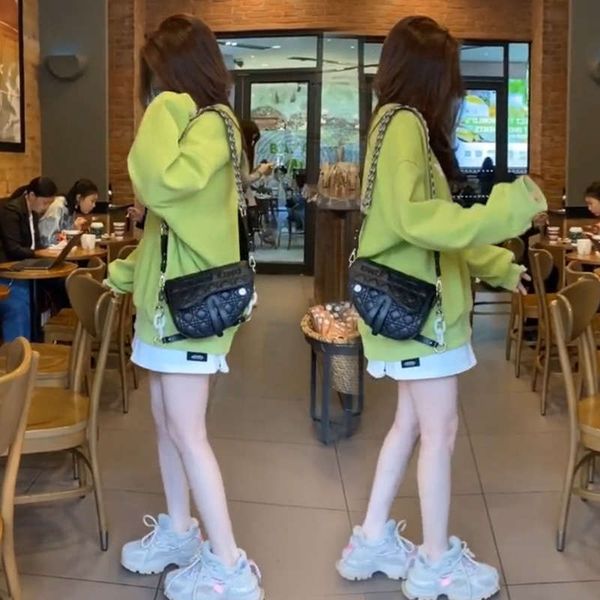 

new autumn and winter 2020 korean velvet thickened sweater women's fashion foreign design sense small round neck lazy style, Black