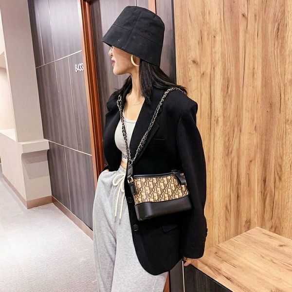 

new zipper chain korean fashion single small inner patch pocket small fragrance shoulder bag zipperperfume zipper chain type women's sh