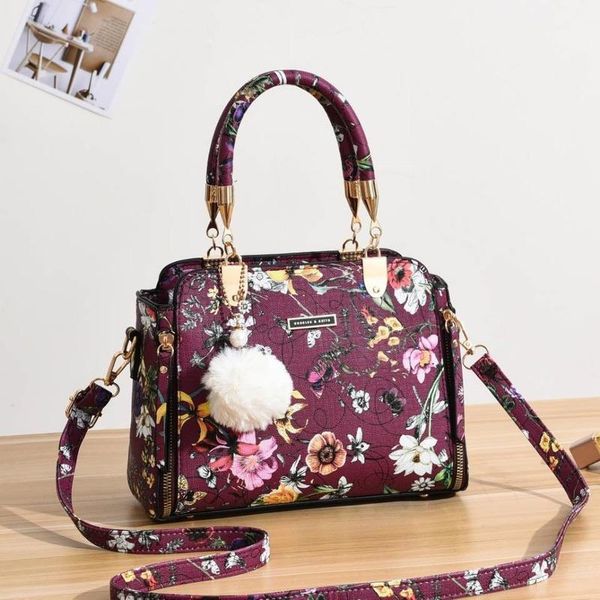 

classic style handbags 2020new women's retro embossed pillow bag fashion large-capacity handbag shoulder messenger bag women
