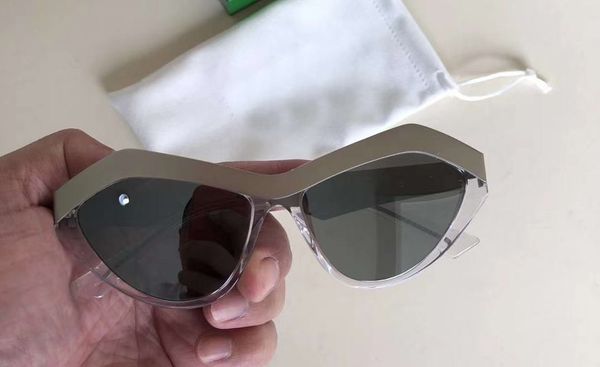 

1055s silver crystal sunglasses 2020 fashion glasses des lunettes de soleil womensunglasses uv400 protection with box, White;black