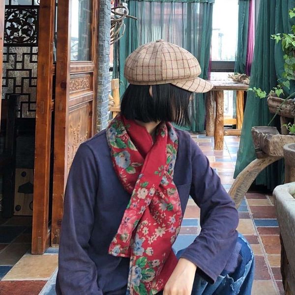 

2020 luogu clay and cotton scarf 1764 red flower, White