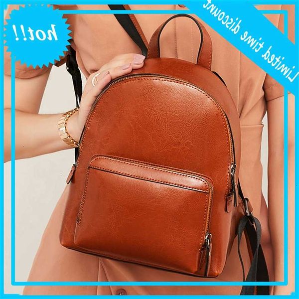 

2020 new women's fashion simple style oil wax cow leather backpack bag