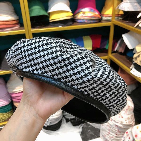 

202007-beil34 classic houndstooth pu brim fashion street college design beret hat men women leisure pumpkin hat1, Blue;gray