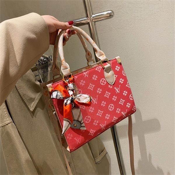 

70% off deals online messenger single shoulder women's winter trend high capacity tote printed hand cross bag wholesale store