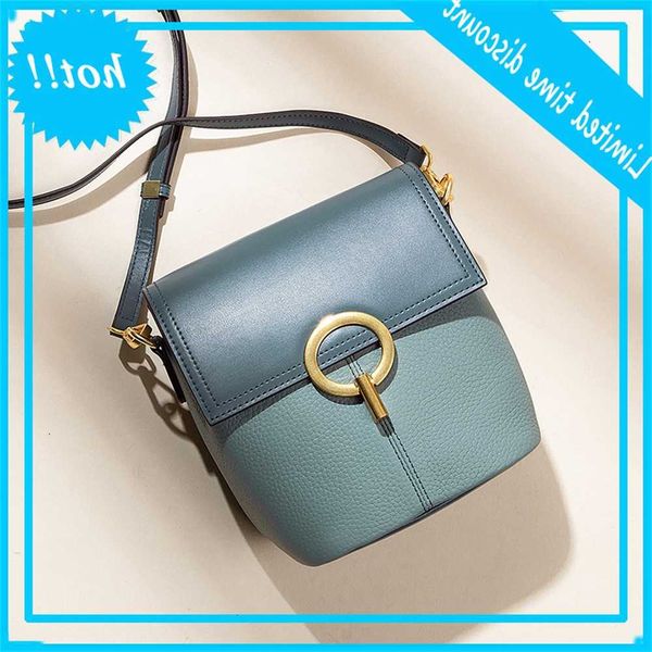 

2020 new with irregular leather one shoulder slant span women's cute bucket bag