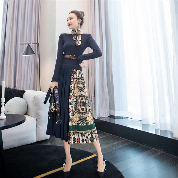 

elegant knitted patchwork pleated midi dress 2020 autumn fashion women long sleeve ethnic retro printing pleated dress with belt, Black;gray