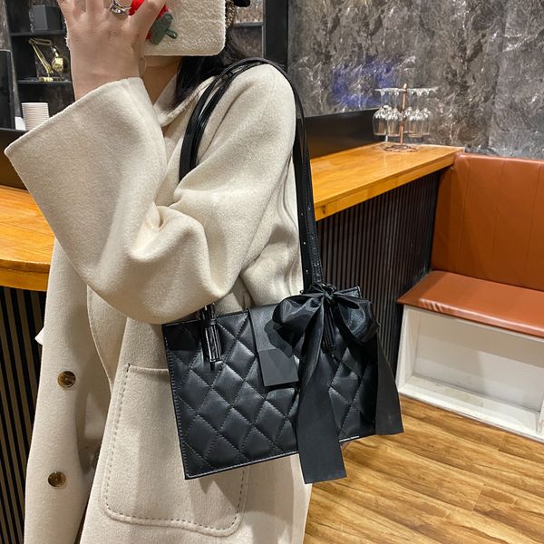 

simple new autumn and winter fashion bag simple shoulder armpit bag 2021 fashion color women simplicity pure color soft bag c1223