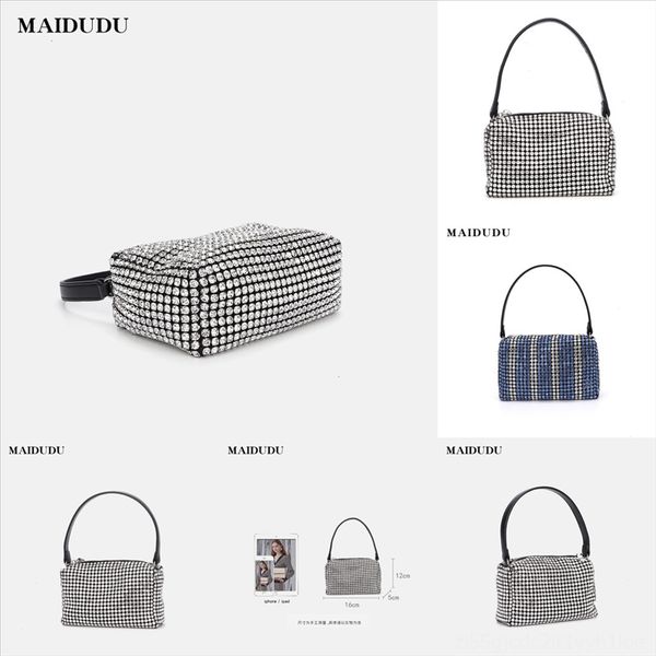 

a73x8 classic chain woven crossbody handbags cloud shape evening envelope woman handbag big bags hand clutch women pouch clip handbag