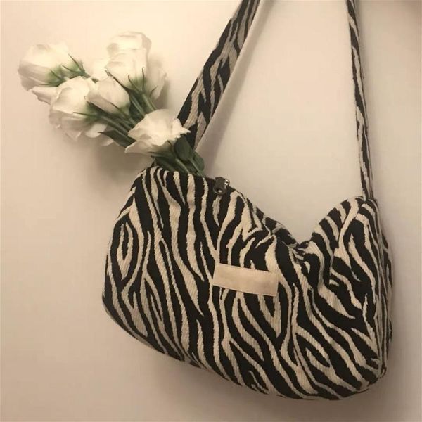 

fashion zebra pattern women shoulder bags vintage ladies portable baguette handbags female shopping underarm bag casual tote