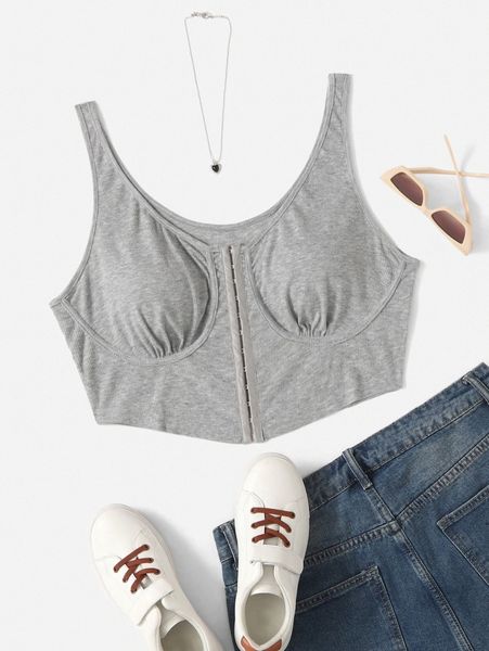 

plus solid crop tank l2qv#, Black