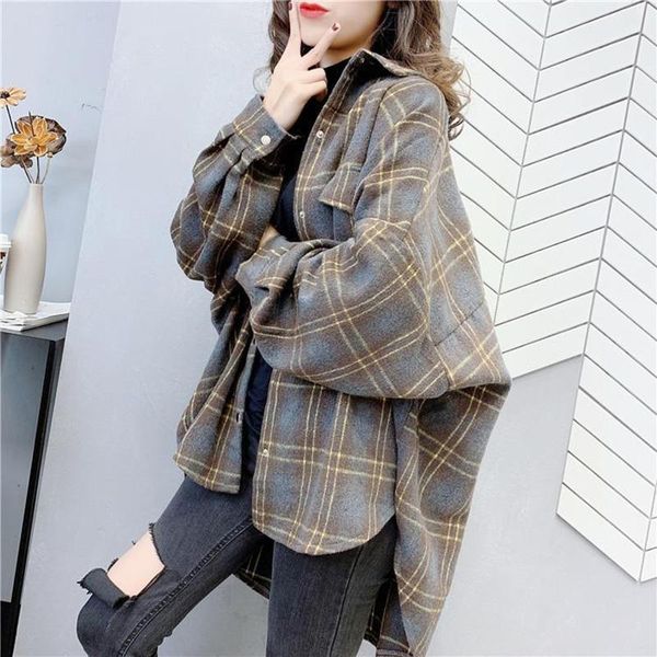 

2020 new arrival women batwing sleeve oversize harajuku plaid shirt turn-down collar button up retro long sleeve shirt, White