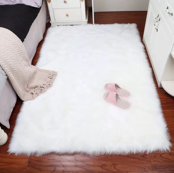 Faux Fur Grande Tapete para quarto sala de estar decorativo tapete fofo / rosa / azul branco tapetes peludos tapetes de cabeceira Y200416