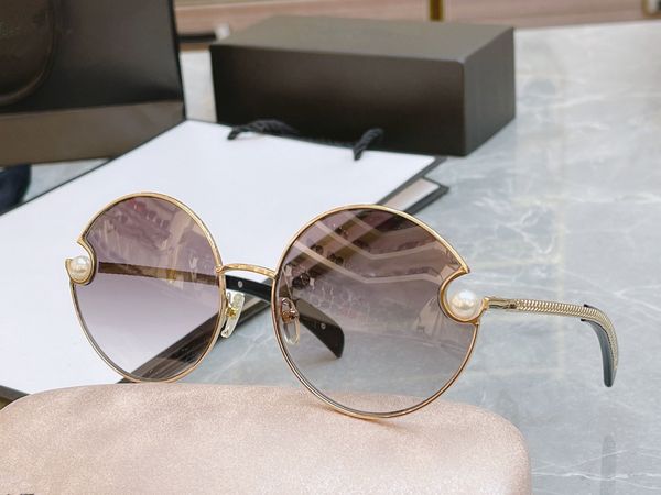 

2021 new 1822 style star with a fashion round frame sunglasses exquisite workmanship pearl fashion temperament joker ladies glasses