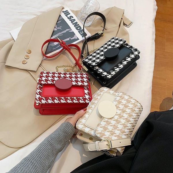 

женская мода плеча малый квадрат сумка 2020 новый кожаный цепи crossbody сумка женщина кнопка повседневный всасывания посыльного сумки женщи