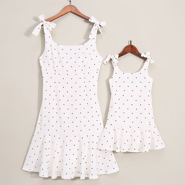 PPXX Famiglia Corrispondenza Abbigliamento Madre Figlia Vestito Polk Dot Mamma Ragazza Bambini Famiglia Match Outfit Abiti da bambina Vestidos LJ201111