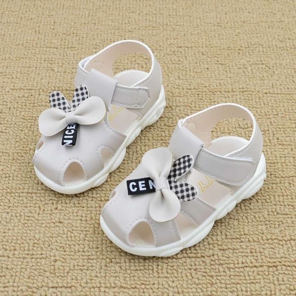 

sho girls' slip sandals anti new soft soled for children in summer, Black;red