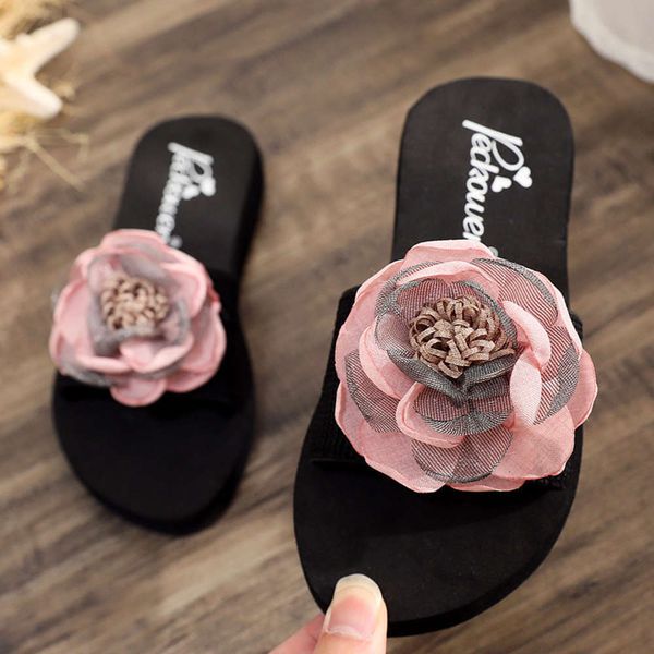 

women slippers for to wear in summer parent child mother daughter travel children's new sweet flower sho beach flip flop, Black;red