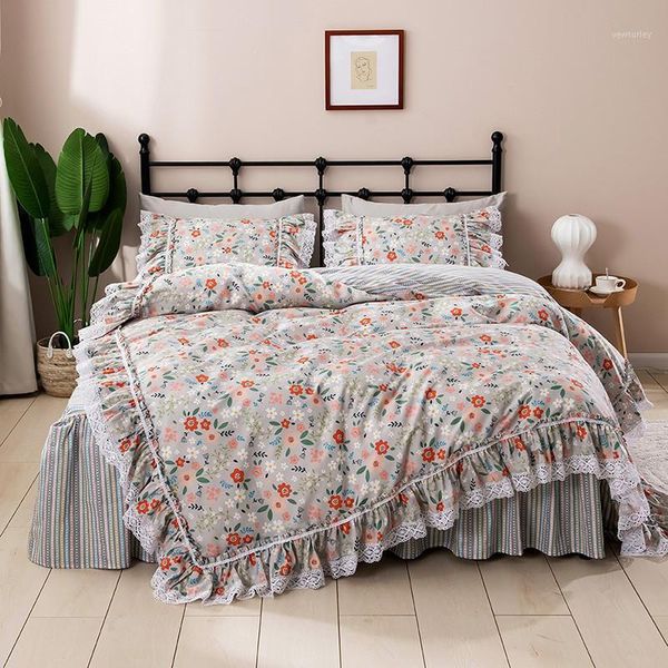 Set biancheria da letto in stile gonna floreale con volant in pizzo principessa coreana set copripiumino illuminato ropa de cama couvre pastorale in puro cotone1