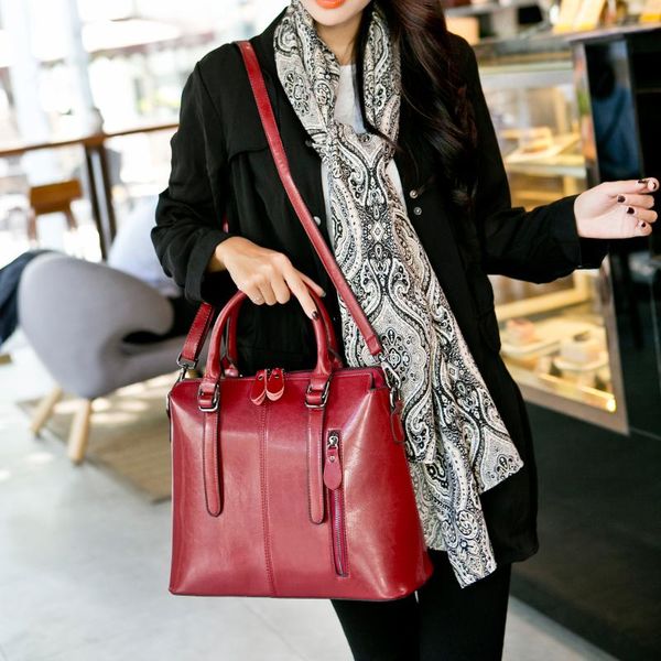 

european american leather business bag of 2021 black oil waxed cowhide large capacity portable and slanting cross bag for women