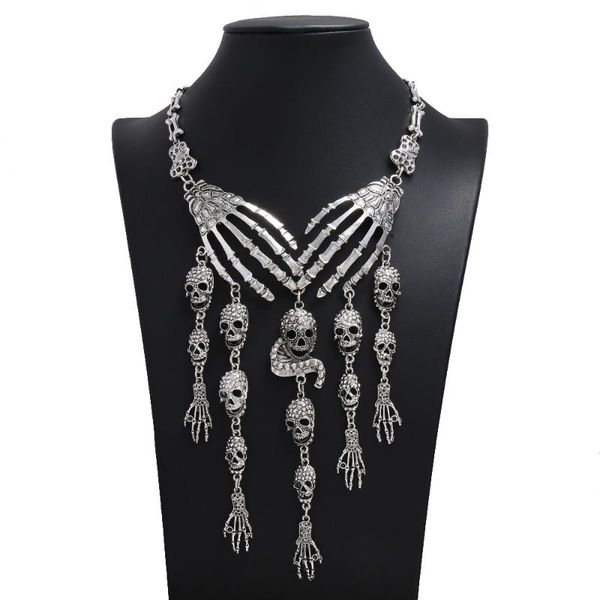 

lnrnan 2020 new multi-layer skull tassel bib choker necklace women jewelry ghost hand claw clavicle chain metal collor necklaces, Golden;silver