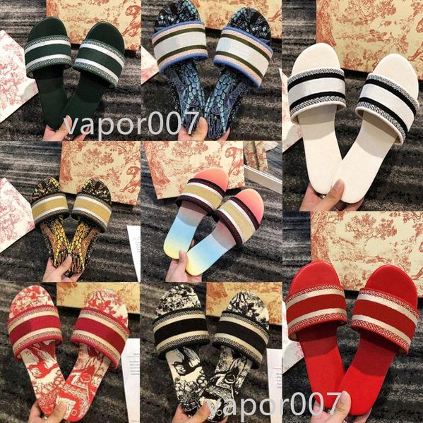 

2021 fashion dway slides women slipper amaranth embroidered cotton beach sandals summer womens outdoor shoes luxurys slides sandals 35 386b#, Black