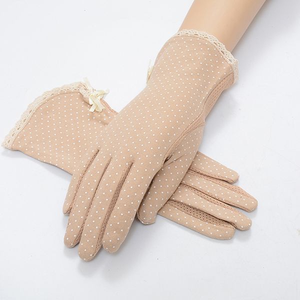 

1 pair new pure cotton polka dot lace sunscreen women' driving slip-resistant summer female sun protection gloves, Blue;gray